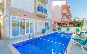 Apartments Near To City Center And Beach